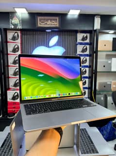 MacBook Air 2017 | i5 | 8GB RAM | 128GB/256GB SSD |