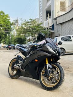 Yamaha R6