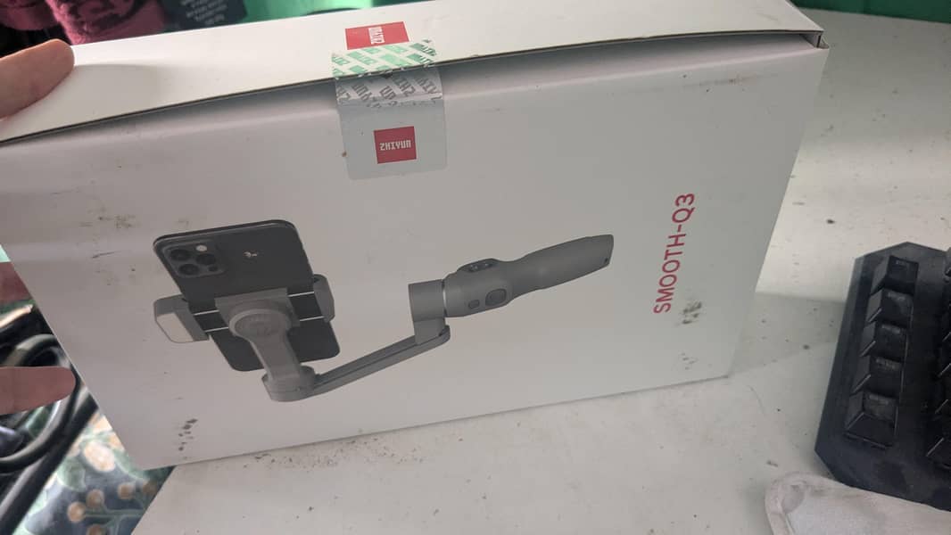 Zhiyun Smooth Q3 Smart Gimble 1
