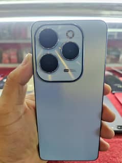 Infinix Hot 40 Pro