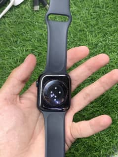 APPLE WATCH SERIES 7 45mm size