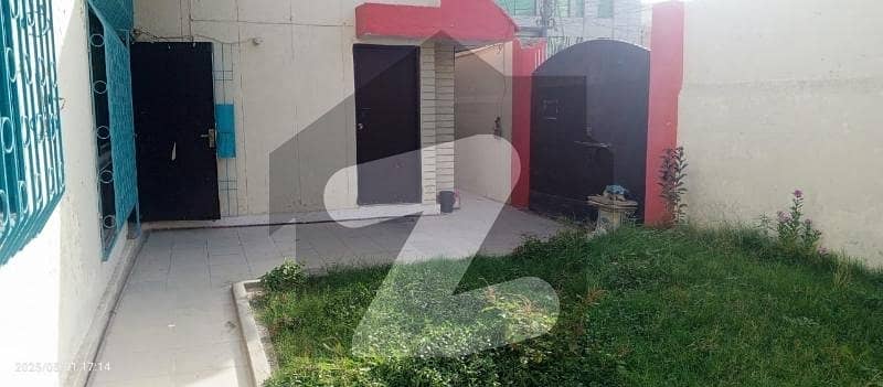 Office Of 400 Square Yards Available For Rent In Gulshan-E-Iqbal - Block 5 10