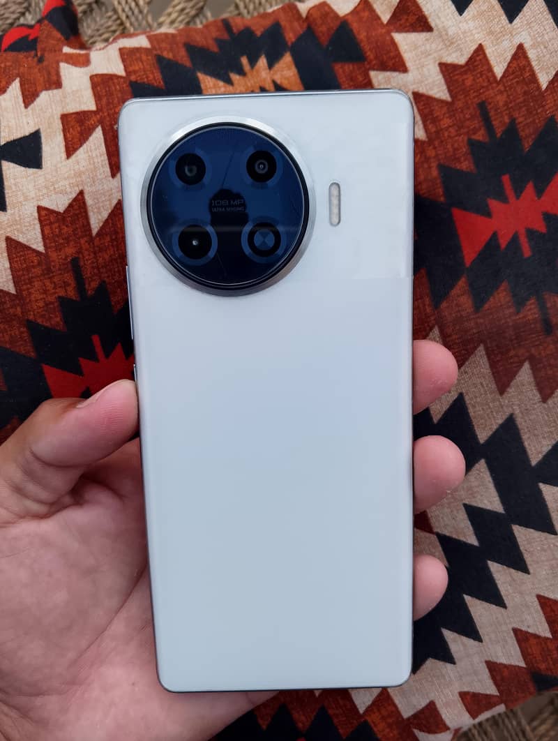 Tecno spark 20 pro plus exchange possible with iphone 2