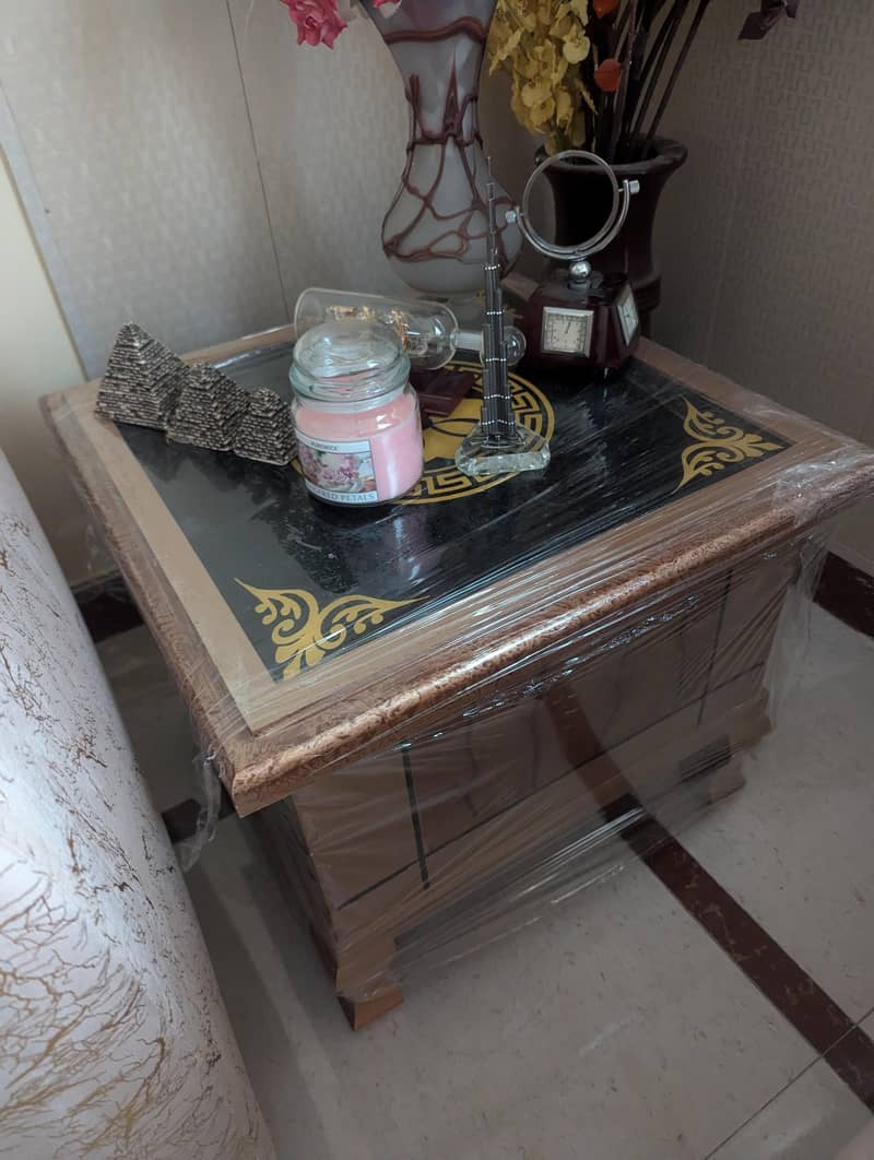 New Center table with 2 Set of small Table 2