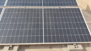 8 Jinko P type 545 Watts solar panel 2 years used only