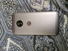 Motorola moto e4 plus