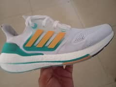 Adidas original imported shoes
