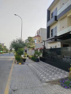 10 Marla residential plot available for sale in Etihad Town Lahore