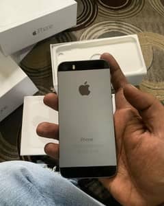 iPhone 5s PTA Approved 64GB Full Box. Jo Colour Chahye Mill Jaega