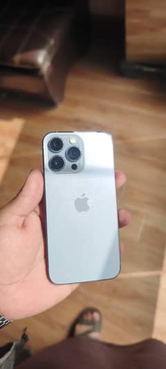 iPhone 13 Pro
