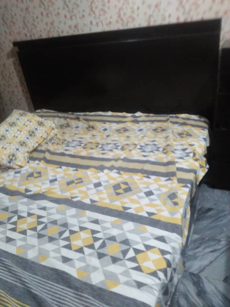 Bed Mattress 2side tables and dressing Table with Mirror 2
