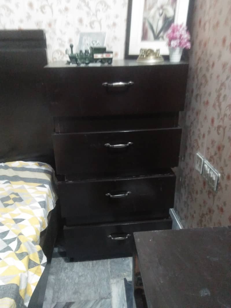 Bed Mattress 2side tables and dressing Table with Mirror 4