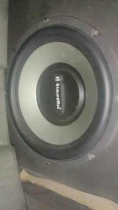subwoofer and amplifier