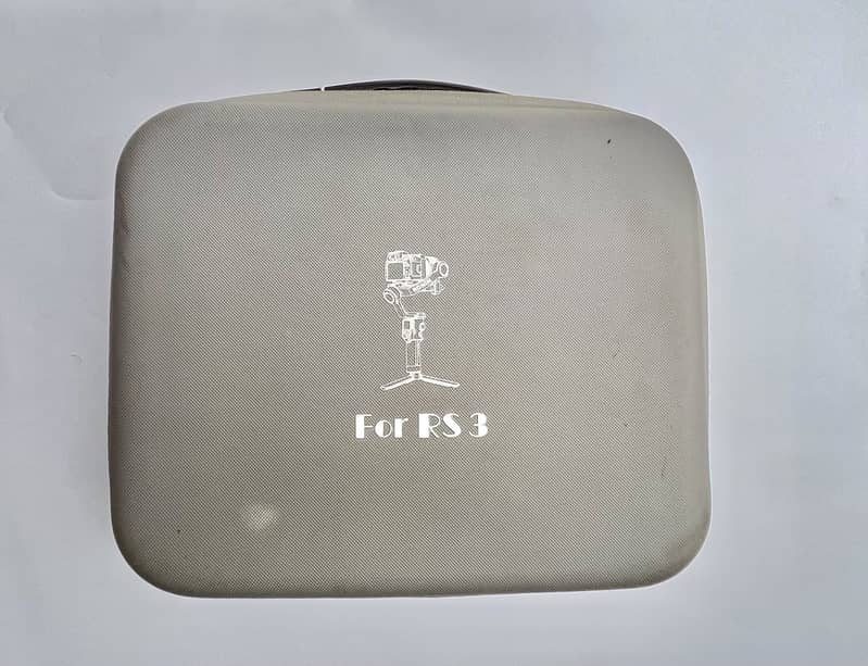 Dji rs3 barely used with vertical mount 15