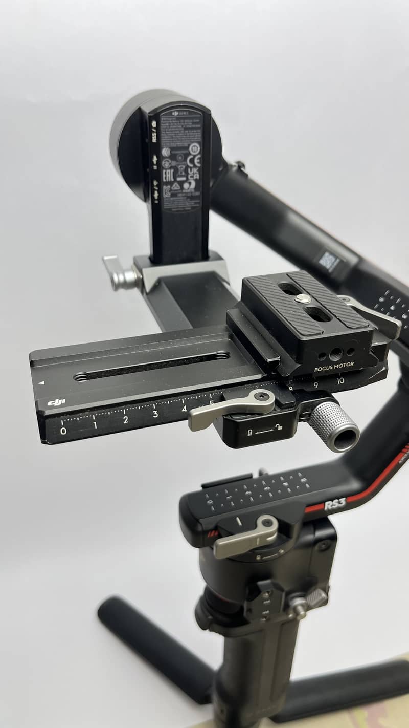 Dji rs3 barely used with vertical mount 18