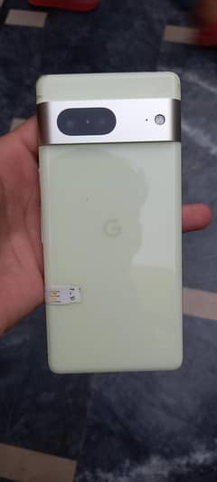 pixel 7  full 10by10 condition with moto charger 8/256gb