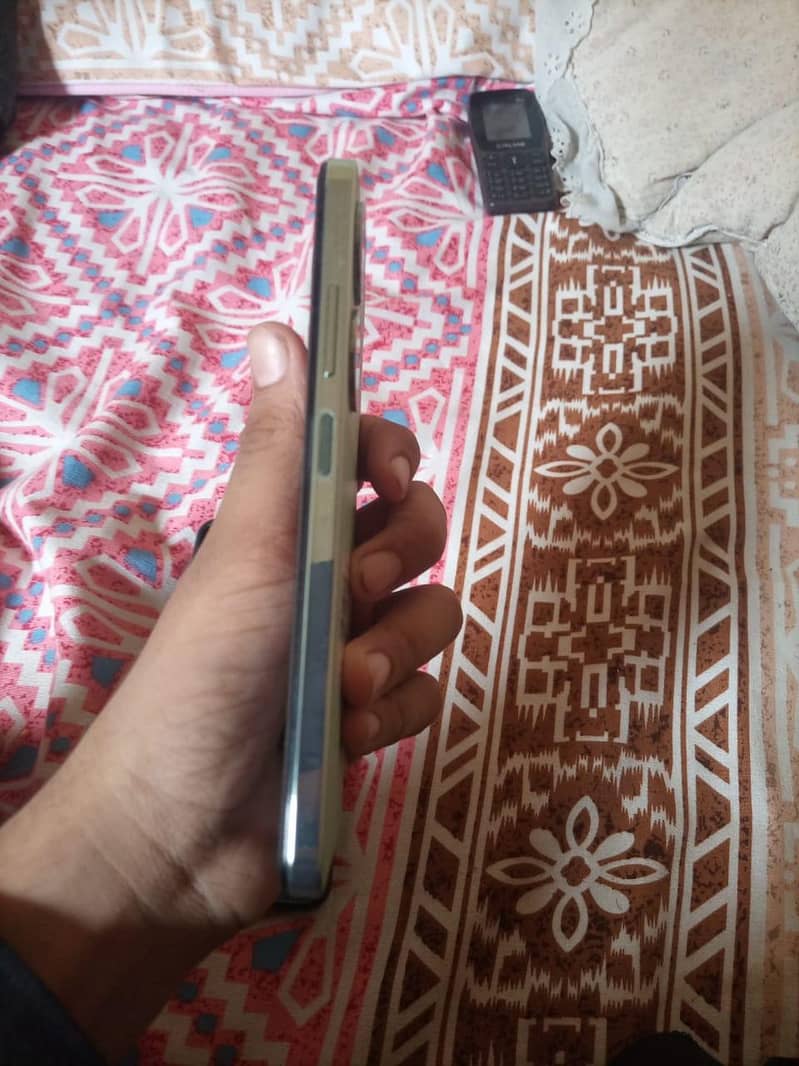 Itel P55 plus 4 month used no damage no part change 1
