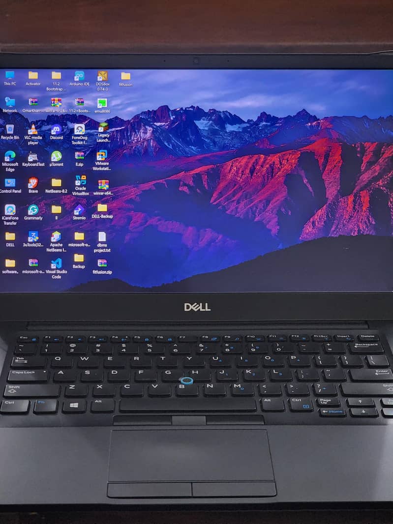 Dell Latitude 7490 Intel Core i5 8th Generation 1