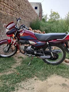 Honda pridor 100cc 2018 model used
