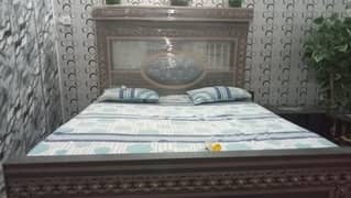 king bed