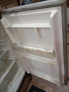 dawlance fridge for urgent sale