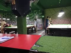 snooker club k Liya mehnati larky k zarurt ha