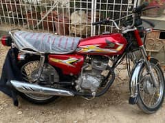 Honda 125 black addition