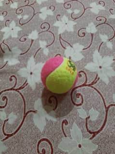 it colour  is pink and green