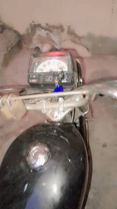 Arjant sale krni hy bick ma koi kam nahi lo or chalao