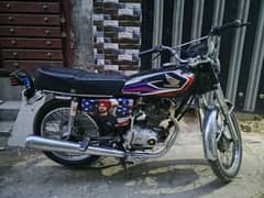 Honda cg 125 black colour for sale all documents clear engine nhi khol