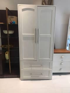 Oakwood cupboard
