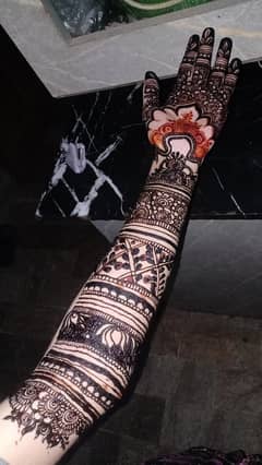 mehndi artist from T A Yar
