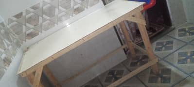 install table