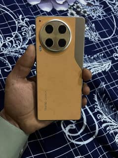 tecno camon 30 8/256 urgent sale