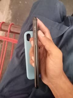 iPhone XR factory unlock