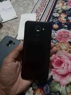 samsung j6 mobile with original box and charger !