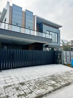 Spacious 2-Unit Luxury House For Sale