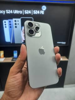15 Pro Max 256GB