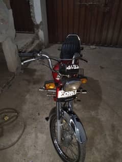 Honda CD 70 in a very good condition for sale on urgent basis
