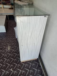 Shop Counter 5 fit length 2 fit chaudai 3 ft height glass 5 mm