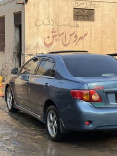 Altis 1.8 Manual Sunroof  2010 Model