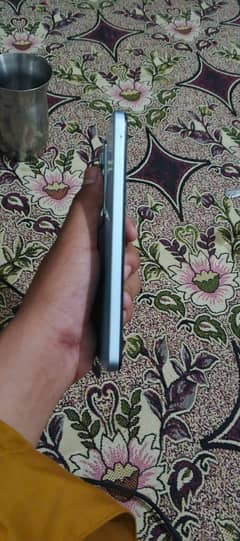 Vivo Y19s