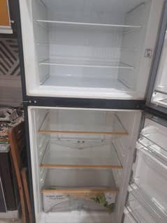 Dawlence fridge slightly used