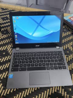 Acer C740 Chromebook laptop 128 SSD Hard 1 GB Graphic Card