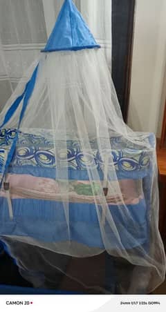 baby swing for sale only 4 month use