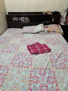 Bed Duble