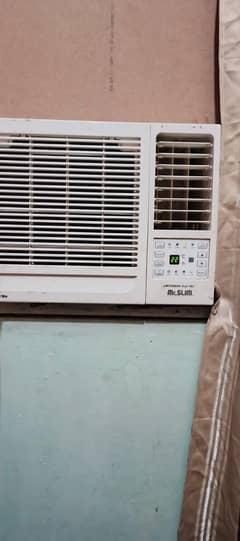 Mitsubishi widow Ac 0.75 ton