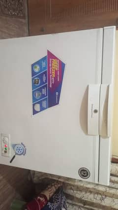 Dawlance deep freezer