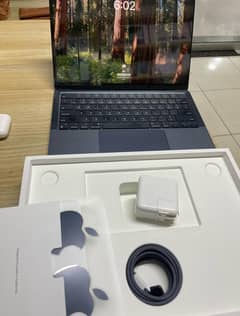 Macbook