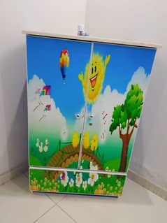 kids wardrobe